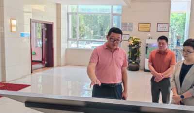 推动发展新过程，注入发展强心剂——记泰和县委副书记、副县长辅导一行参观领导
