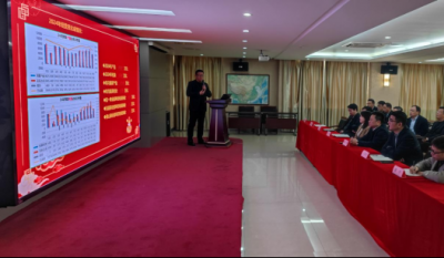 责任在肩，使命于心——岳阳pp电子游戏2025经营指标签约典礼